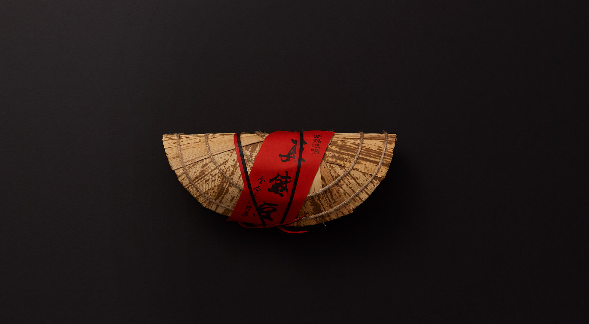 Kanaya-Masahiro | Shinsei-mame in bamboo-hat-shaped container