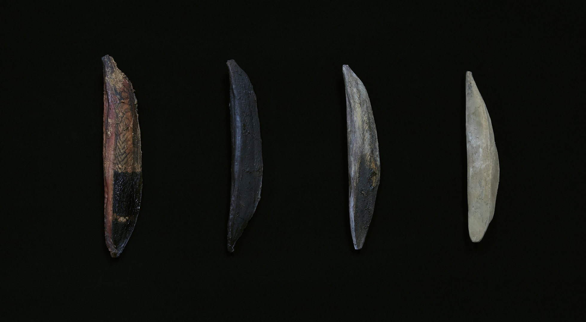 From left to right: After first drying, arabushi, hadakabushi, and honkarebushi