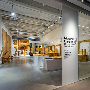 『Maters of Carpentry: Melding Forest, Skill and Spirit』展（ロサンゼルス）